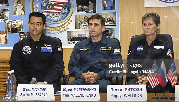 Expedition 16 Commander Peggy Whitson, Flight Engineer and Soyuz Commander Yuri Malenchenko and Malaysian Spaceflight Participant Sheikh Muszhaphar...