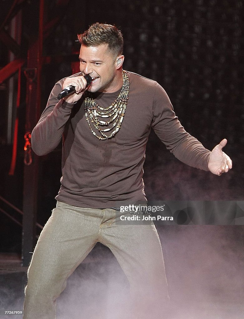 Ricky Martin in Concert - October 10, 2007