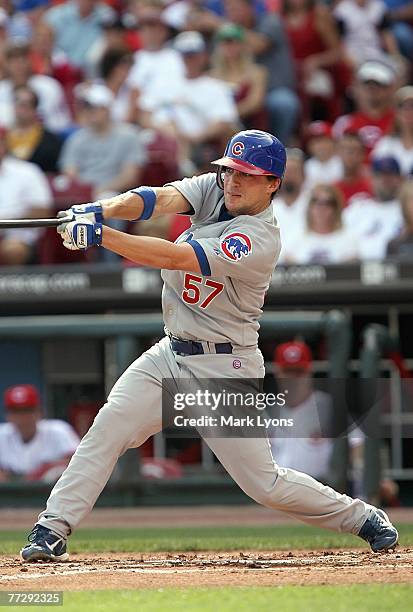 Sam Fuld of the Chicago Cubs at bat during the MLB game the Cincinnati Reds on September 29, 2007 at Great American Ballpark in Cincinnati, Ohio. The...