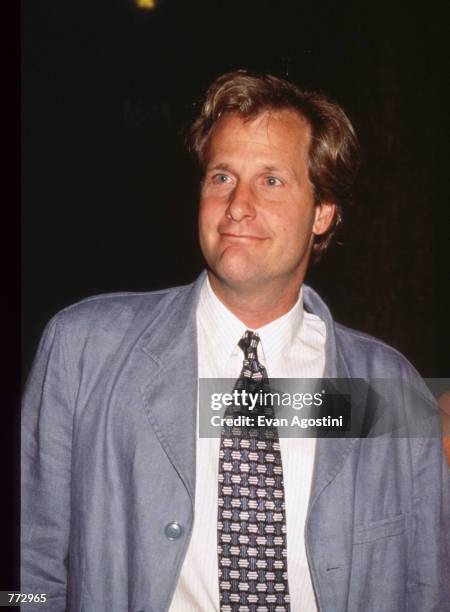 Actor Jeff Daniels attends the premiere of "Fly Away Home" September 10, 1996 in New York City. The film, directed by Carroll Ballard, is about a...