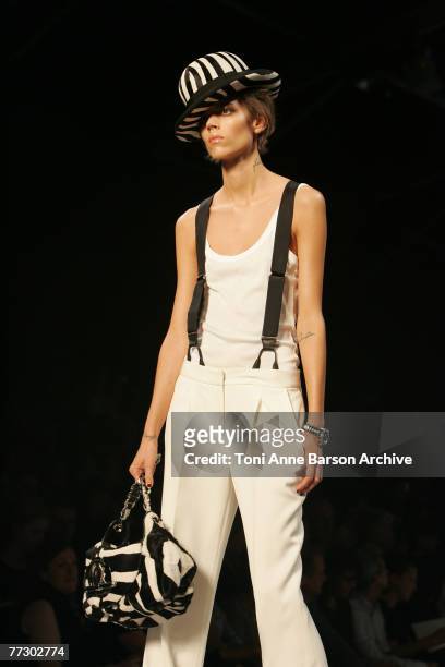 Christian Dior Spring 2008 Photos and Premium High Res Pictures - Getty ...