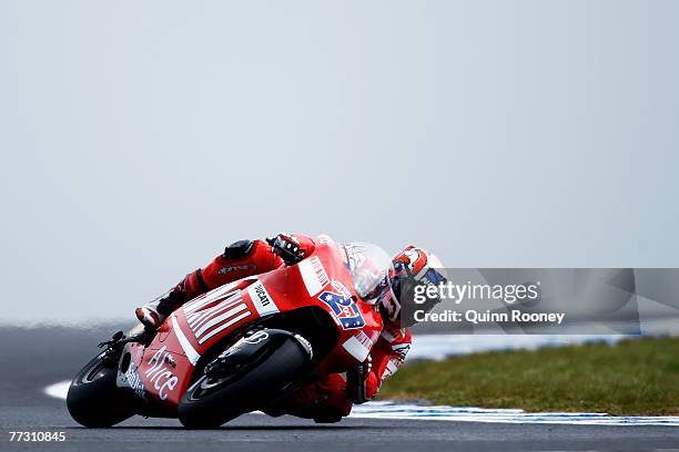 Casey Stoner of the Ducati Team turns into a bend during free practice for the 2007 Australian Motorcycle Grand Prix at the Phillip Island Circuit...