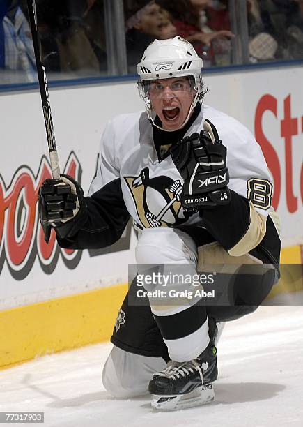 Sidney Crosby of the Pittsburgh Penguins celebrates game winning goal against the Toronto Maple Leafs October 13, 2007 at the Air Canada Centre in...
