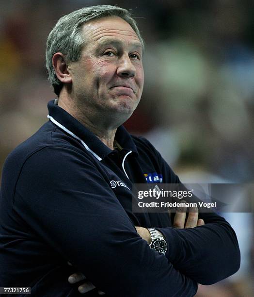 Coach Zvonimir Serdarusic of Kiel looks on during the Bundesliga Handball match between THW Kiel and HBW Balingen-Weilstetten at the Ostsee Hall on...