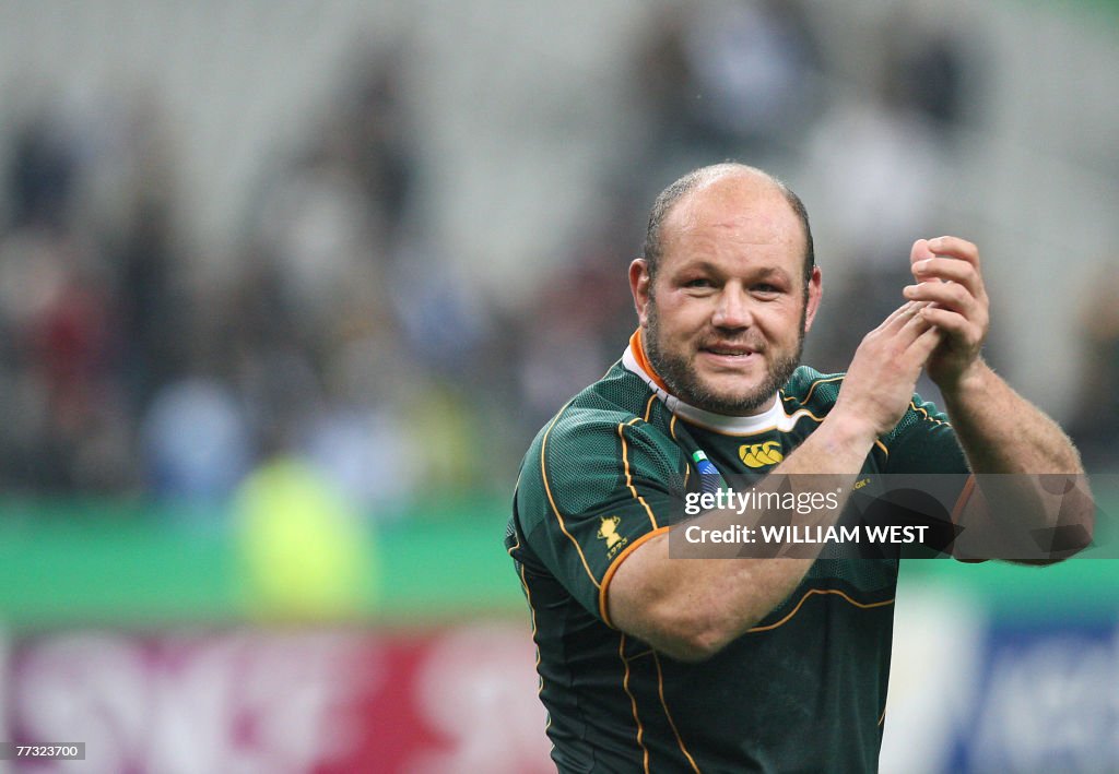 South Africa's prop Os Du Randt acknowle
