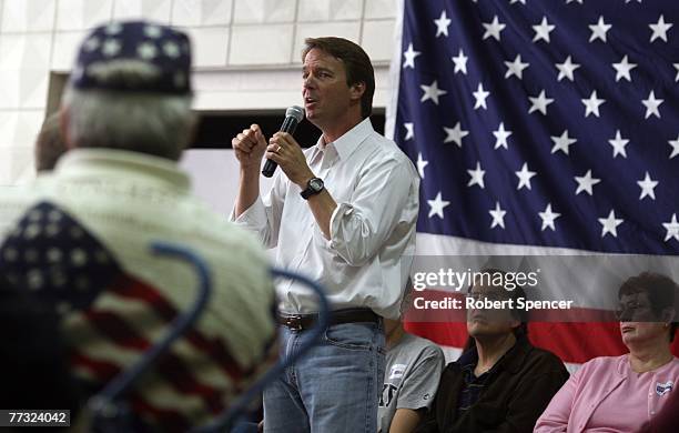 Democratic U.S. Presidential hopeful and former Sen. John Edwards speaks at a Town Hall style meeting at Hudson Memorial School October 14, 2007 in...
