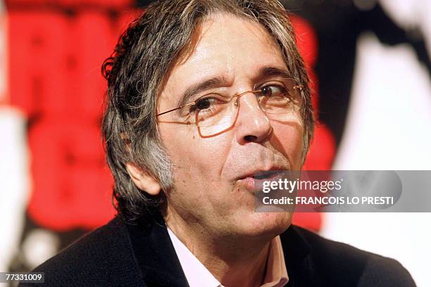 French director Ariel Zeitoun speaks, 15 October 2007 at the Jean Rostand college in Roubaix, northern France during a press conference for the...
