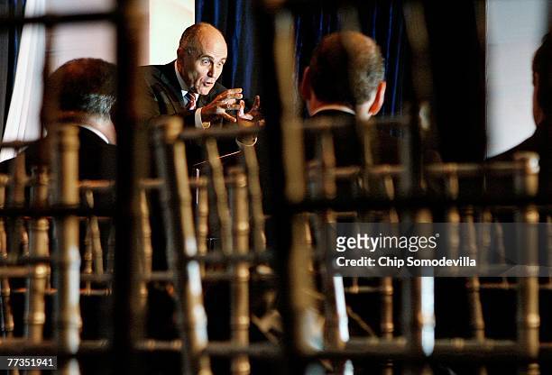 Republican presidential hopeful and former New York City Mayor Rudy Giuliani addresses the Republican Jewish Coalition October 16, 2007 in...