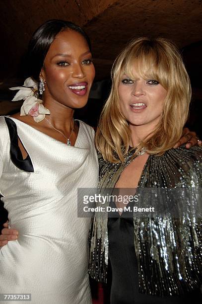 Naomi Campbell Kate Moss Photos and Premium High Res Pictures - Getty ...