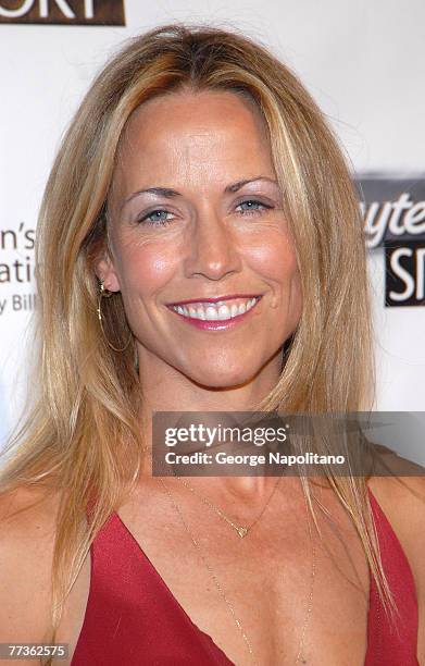 Grammy winning singer and songwriter Sheryl Crow arrives on the Playtex Sport Pink Carpet at the Women's Sports Foundation's 28th Annual Salute to...