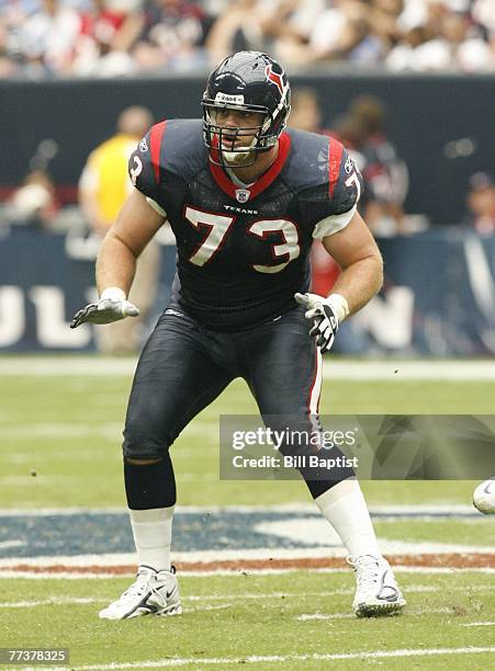 Offensive tackle Eric Winston of the Houston Texans blocks during a game against the Indianapolis Colts at Reliant Stadium on September 23, 2007 in...