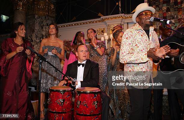 Charlotte Casiraghi, Khadja Ninickx, Prince Albert II of Monaco, Princess Caroline of Hanover and Jimmy Cliff attend the 'Unite For A Better World...