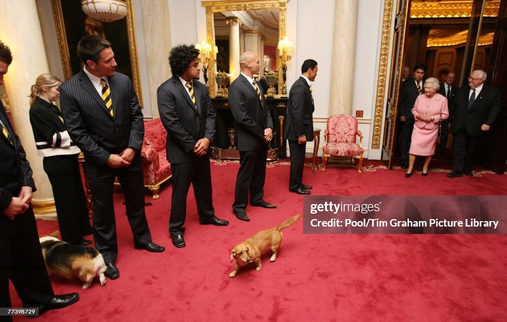 Queen Elizabeth II Meets New Zealand Rugby League Team