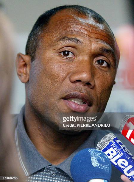 - New Caledonia 's Antoine Kombouare answers the press in Strasbourg, Eastern France 23 May 2003. French Valenciennes team head coach Kombouare will...