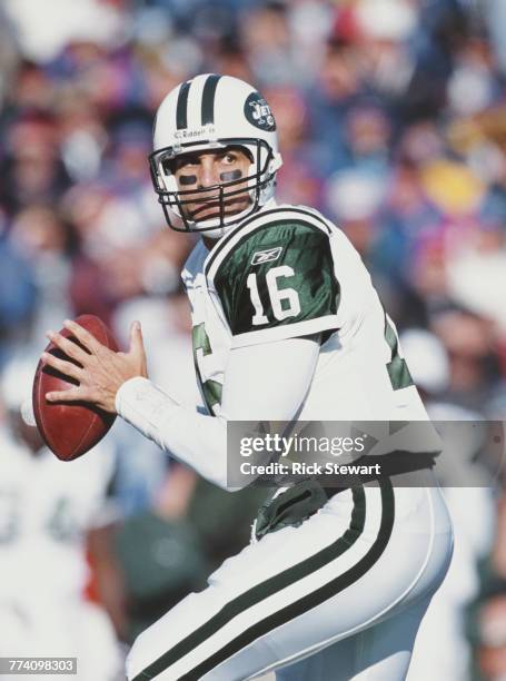 Vinny Testaverde, Quarterback for the New York Jets during the American Football Conference East game against the Buffalo Bills on 7 October 2001 at...