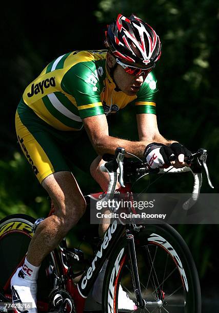 Stuart O'Grady of Australia rides along Alexandra Avenue during stage six of the Jayco Herald Sun Tour 2007 on October 20, 2007 in Melbourne,...