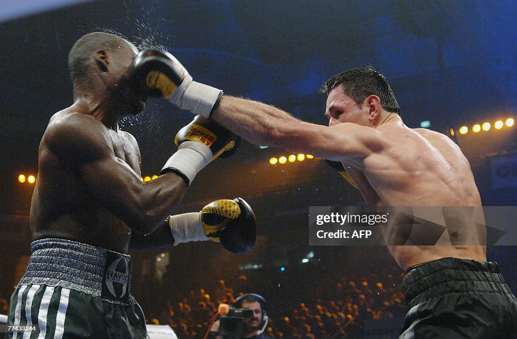 German boxer Felix Sturm (R) and his cha