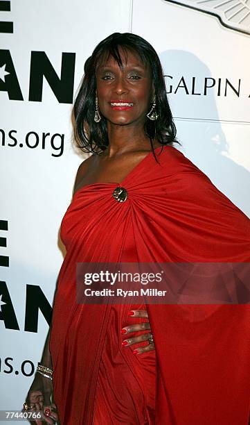 Diamonds are Forever" Bond girl actress Trina Parks arrives at the Thalians 52nd Anniversary Gala honoring Sir Roger Moore to raise funds for the...