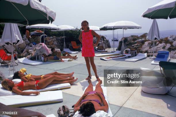 Women sunbathing at the Beach Club in Eden Roc, Antibes, France, August 1969.