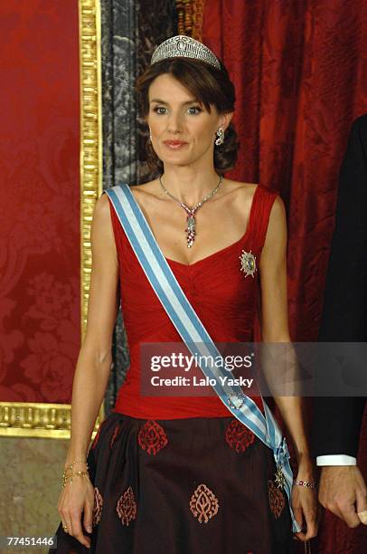 Princess Letizia attends the Royal Gala Dinner in honour of Slovakian President Ivan Gasparovic and his wife Silvia at the Royal Palace on October...