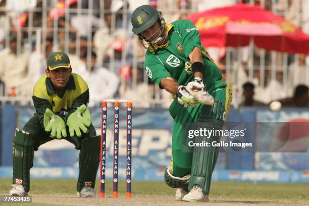 Justin Kemp of South Africa in action during the third One Day International match between Pakistan and South Africa held at Iqbal Stadium on October...