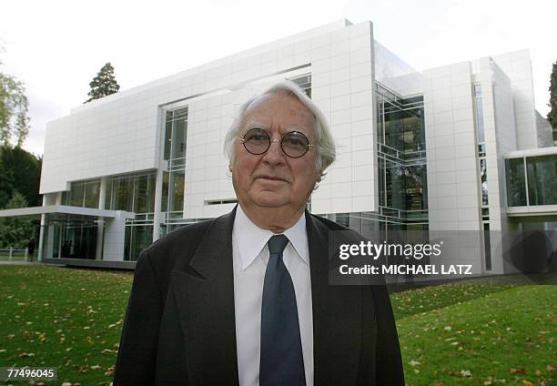 Architect Richard Meier is pictured in Baden Baden, South West Germany, 21 October 2004. At 73 years old, Richard Meier is the youngest recipient of...