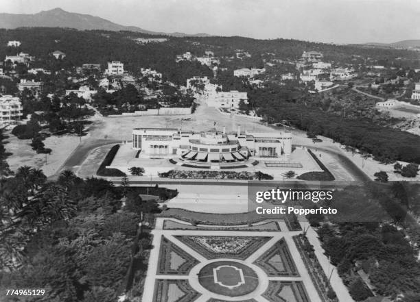 An aerial view of Estoril Casino and its courtyard, in Estoril, near Lisbon, Portugal, circa 1948. The modernist building dates from 1916.