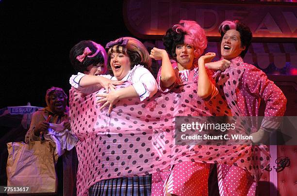 Leanne Jones performs in a Photocall for 'Hairspray' to mark the musicals West End transfer at the Shaftsbury Theatre on October 26, 2007 in London,...