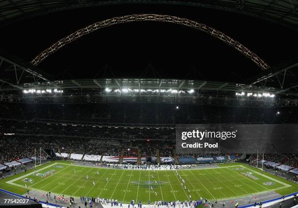 General view of the kickoff during the NFL Bridgestone International Series match between New York Giants and Miami Dolphins at Wembley Stadium on...