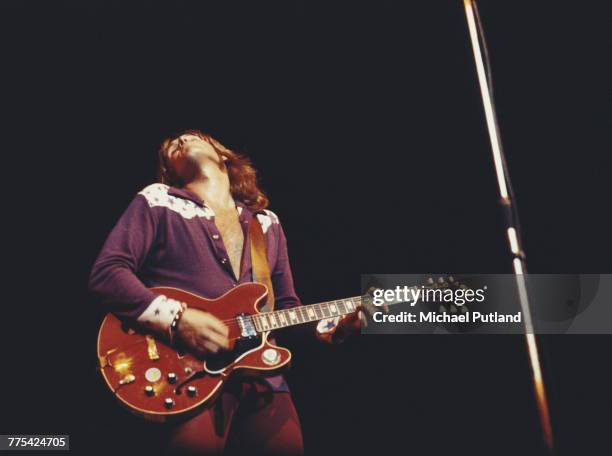 Singer and guitarist Alvin Lee of English blues-rock band Ten Years After in concert at the London Coliseum, 19th September 1971.