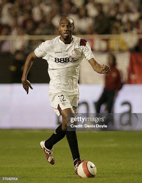 Frederic Kanoute of Sevilla in action during the Primera Liga match between Sevilla and Valencia at the Sanchez Pizjuan stadium on October 28, 2007...