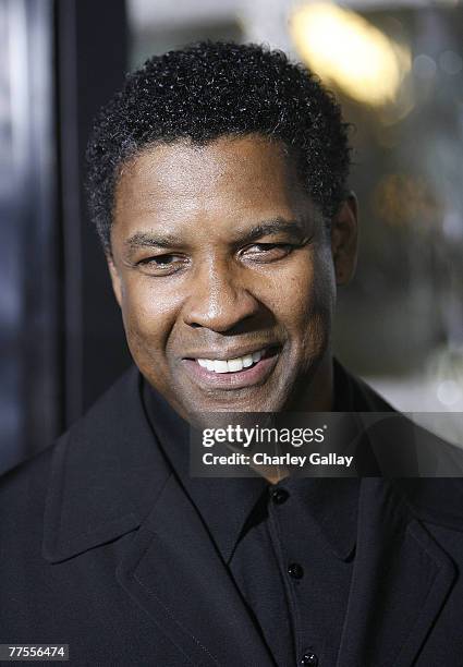 Actor Denzel Washington arrives at the industry screening for Universal's 'American Gangster' at the Arclight October 29, 2007 in Hollywood,...