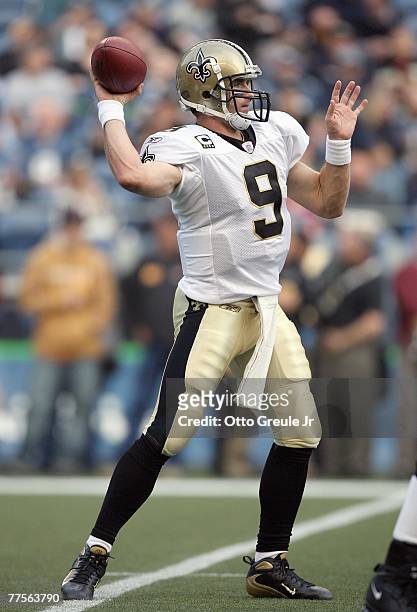 Quarterback Drew Brees of the New Orleans Saints passes the ball during the game against the Seattle Seahawks at Qwest Field on October 14, 2007 in...