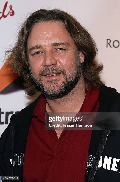 Actor Russell Crowe poses at the Q+A after the Australians In Film Screening Of "American Gangster" at the Landmark Theaters on October 30, 2007 in...
