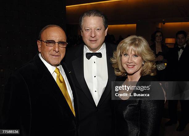 Clive Davis, Chairman and CEO BMG US, Al Gore and Tipper Gore *EXCLUSIVE*