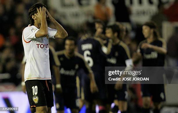 Angulo Goal 430 Angulo Of Valencia Stock Photos, High-Res Pictures, and Images ...