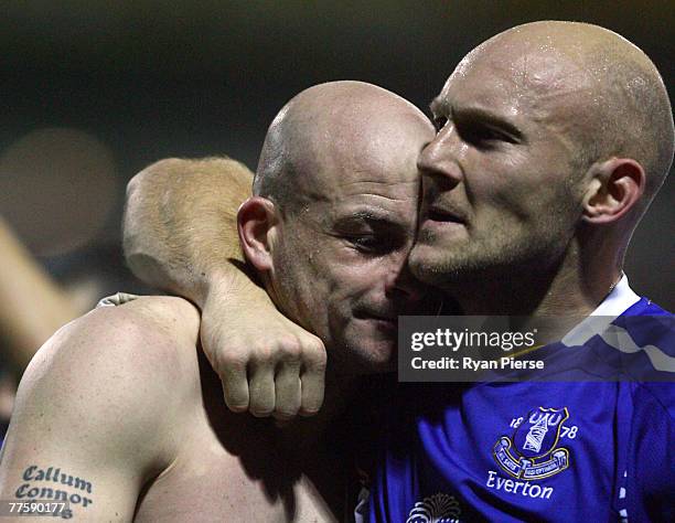 Lee Carsley and Thomas Gravesen of Everton celebrate after the Carling Cup Fourth Round match between Luton Town and Everton at Kenilworth Road on...