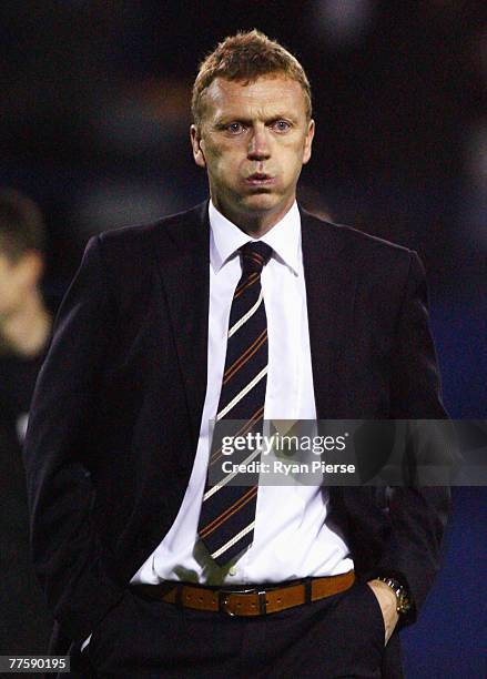 David Moyes, manager of Everton, looks relieved after the Carling Cup Fourth Round match between Luton Town and Everton at Kenilworth Road on October...