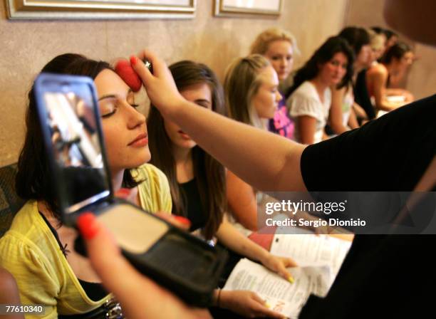 Models prepare backstage during the Sydney casting for series 4 of "Australia's Next Top Model" at David Jones on November 1, 2007 in Sydney,...