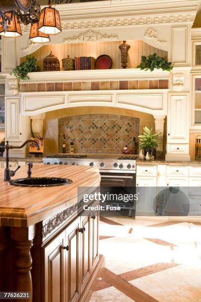 Traditional Kitchen Interior Design Photos and Premium High Res ...
