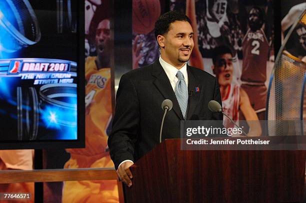 Dan Reed, President of the D League, talks basketball on the set of NBA TV during the 2007 NBA Development League Draft on November 1, 2007 in...