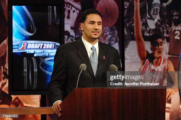 Dan Reed, President of the D League, talks basketball on the set of NBA TV during the 2007 NBA Development League Draft on November 1, 2007 in...