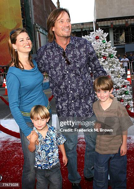 Actor Kevin Sorbo and wife actress Sam Jenkins arrive with their children to the premiere of Warner Bros. "Fred Claus" held at the Grauman's Chinese...