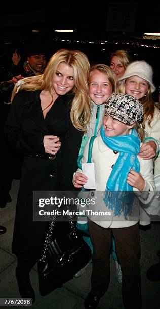 Singer /actress Jessica Simpson sighting, posing for photos with fans as she leaves her hotel on her way to dinner at the Waverly Inn Resturant on...