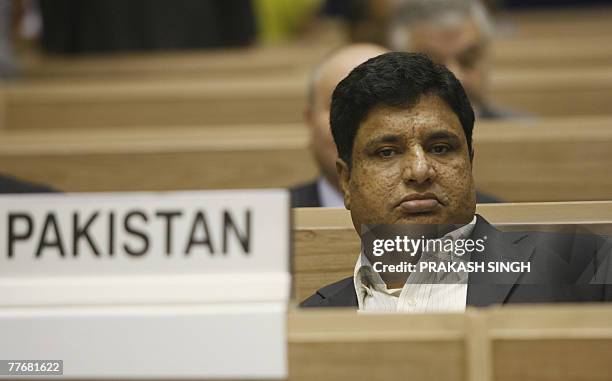 Pakistan Sabir Rashed 1,105 Federalism Stock Photos, High-Res Pictures, and Images - Getty Images