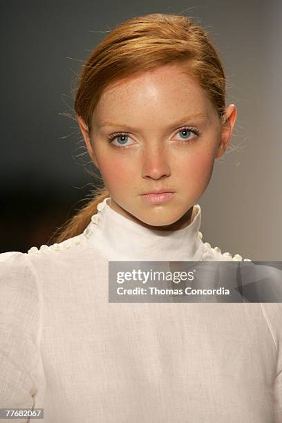 Lily Cole wearing Peter Som Spring 2006