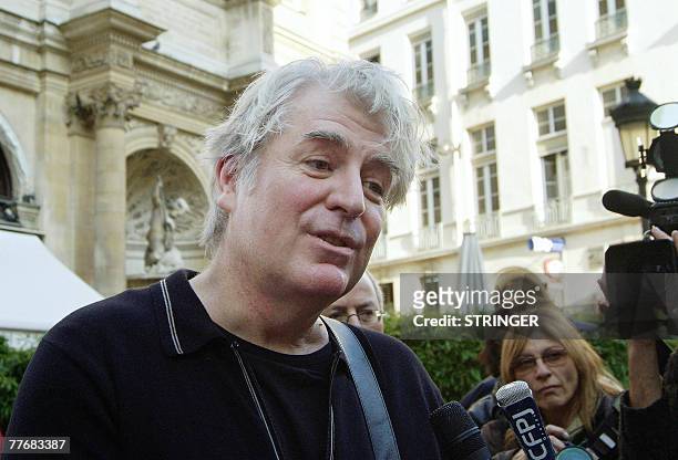 French writer Gilles Leroy speaks to the press, 05 November 2007 in Paris after Leroy received the 2007 French literature prize Prix Goncourt....