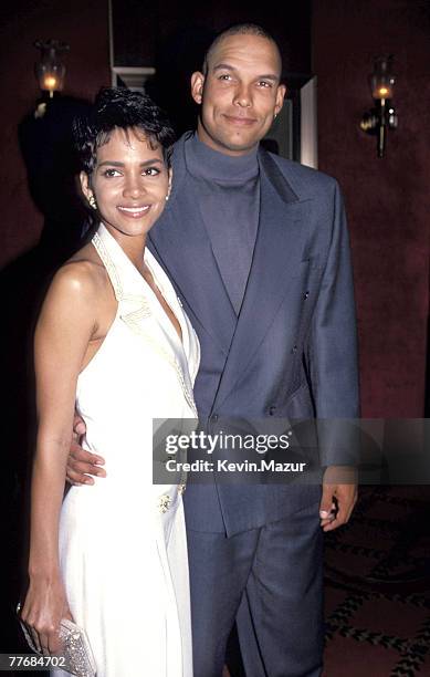 Halle Berry & David Justice