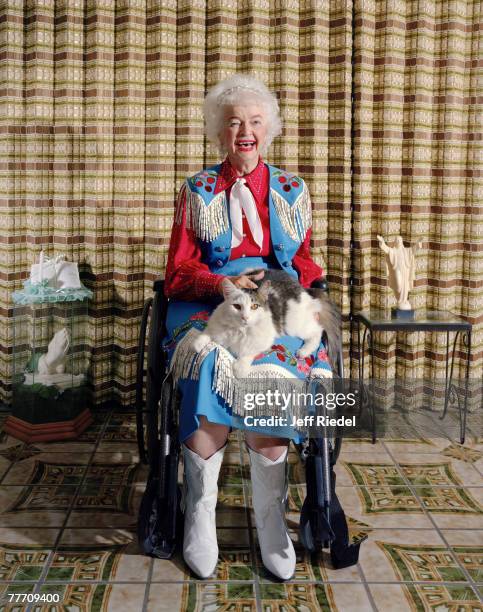 Actress/Roy Rogers wife Dale Evans is photographed in October 1998 in Los Angeles, California.