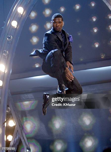 Usher performs "Caught Up"